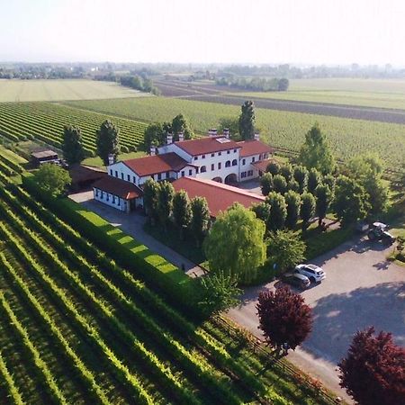 Agriturismo Le Cipressine Meolo Eksteriør billede