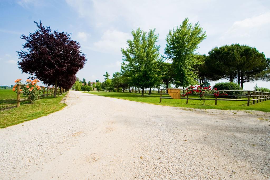 Agriturismo Le Cipressine Meolo Eksteriør billede